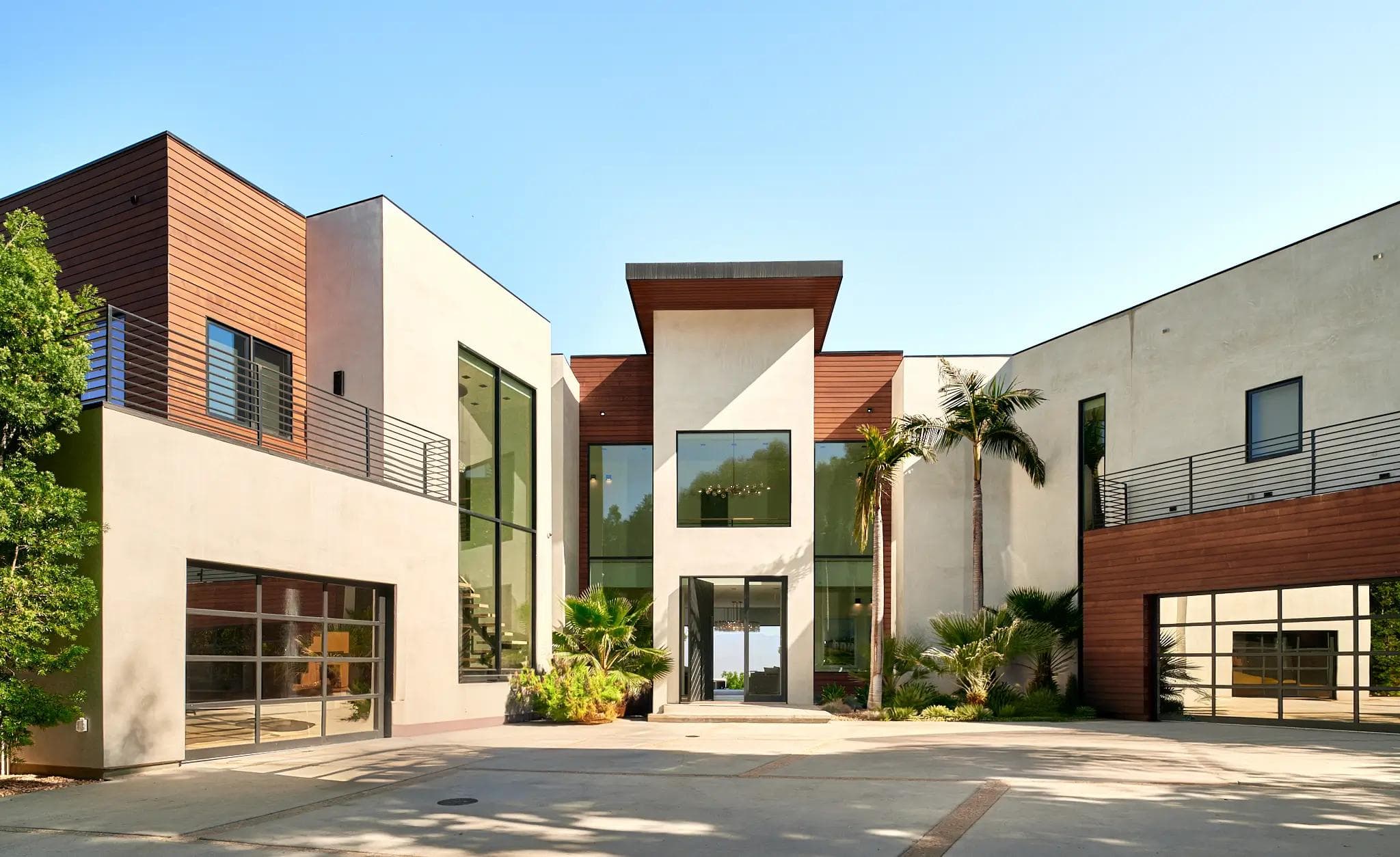 13331 Mulholland Dr, Beverly Hills, CA 90210
